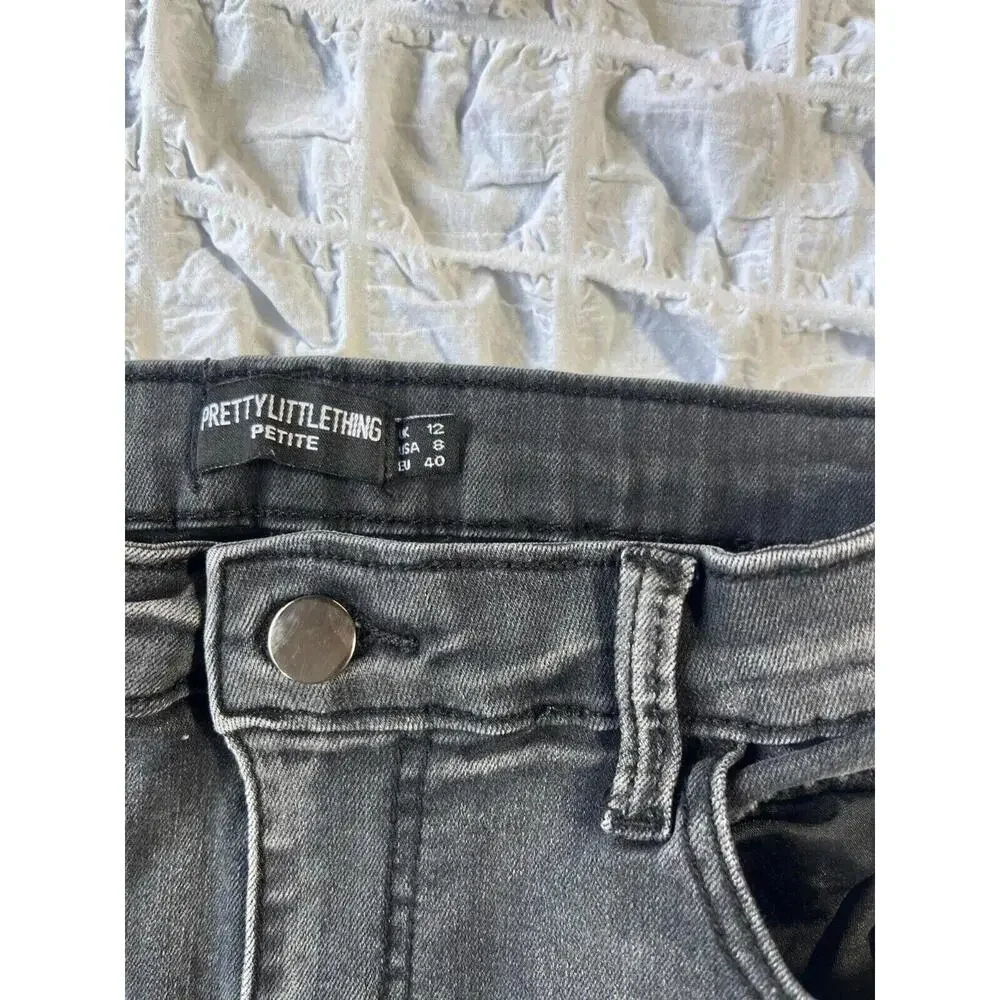 PrettyLittleThing Black HighWaisted Ripped Distressed Skinny Jeans‎ Pants Petite